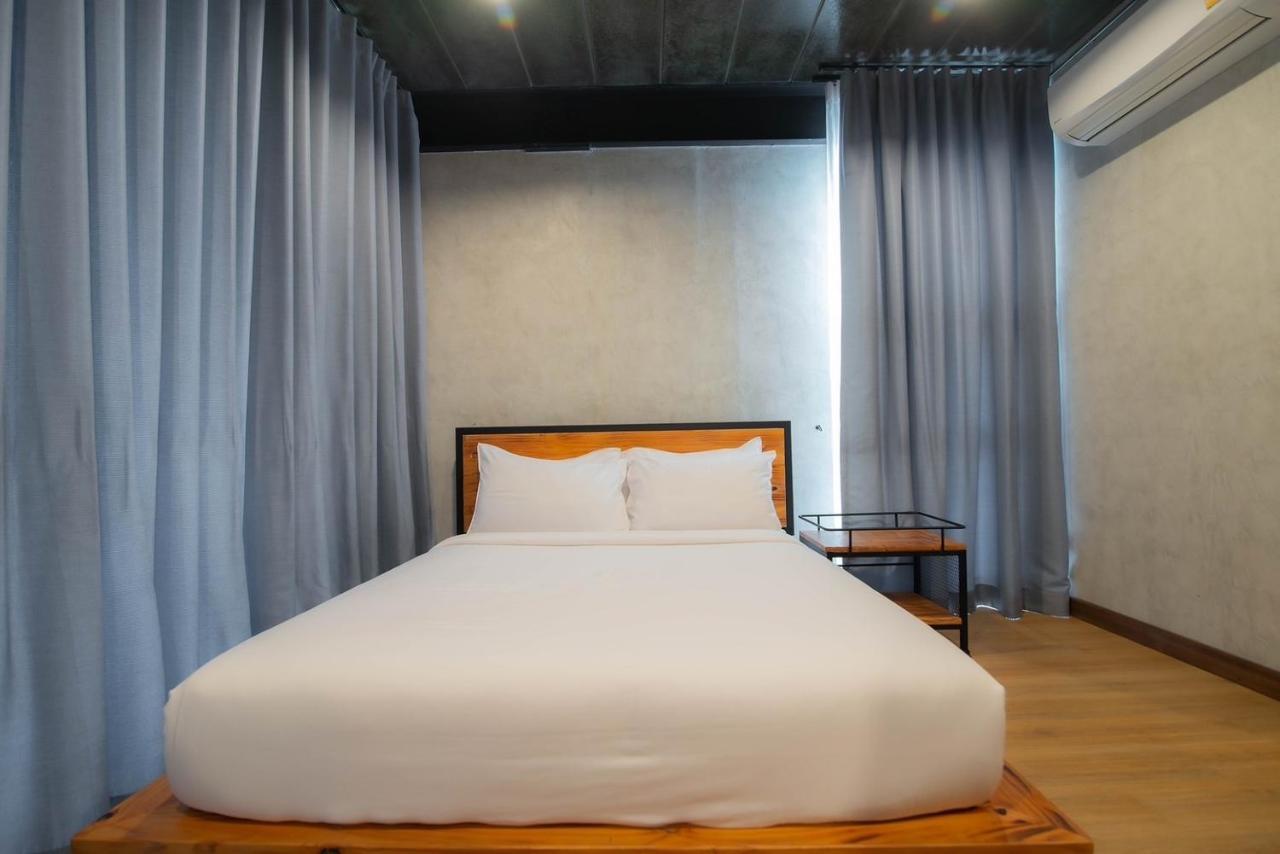 The Loft Bar365 Aparthotel Buriram Exterior photo