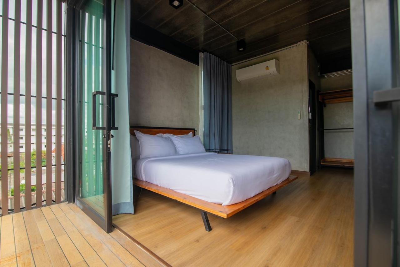 The Loft Bar365 Aparthotel Buriram Exterior photo