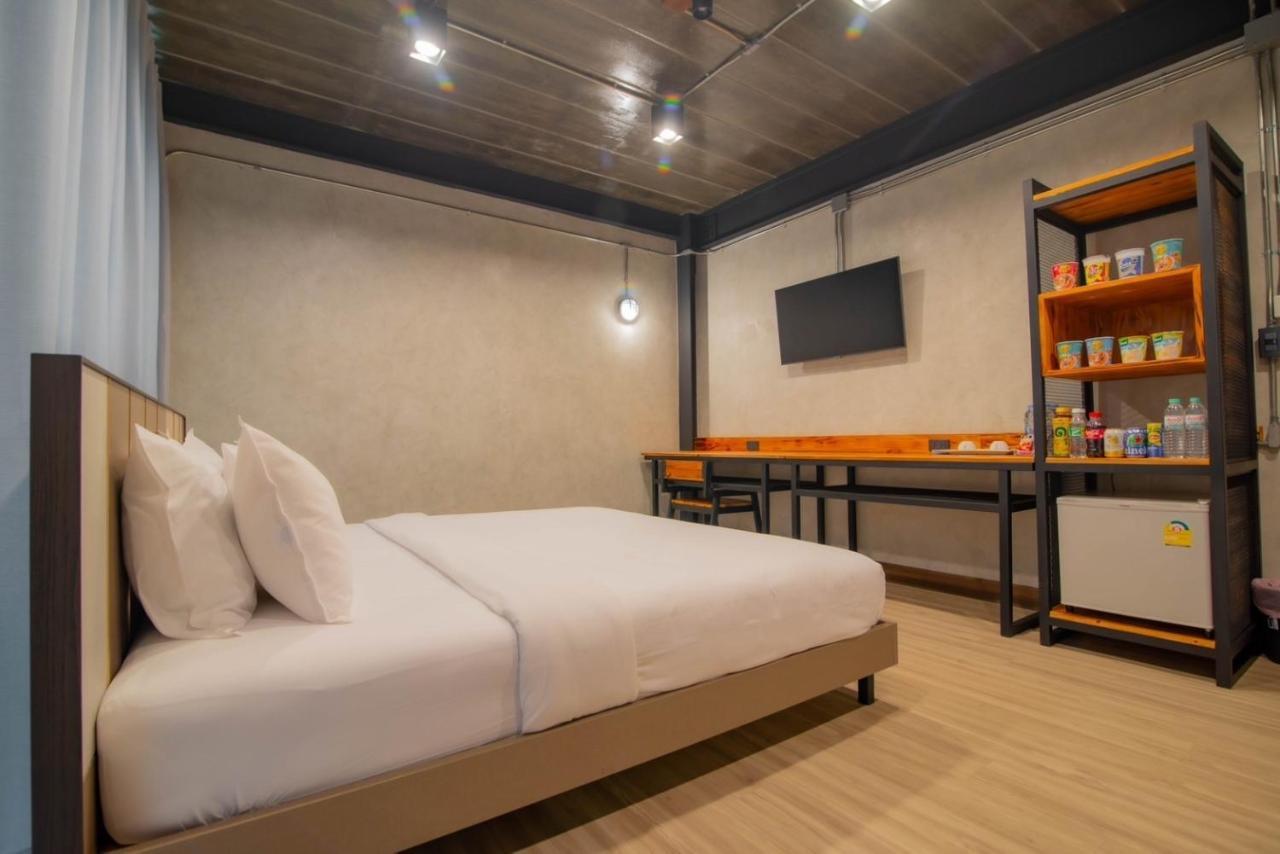 The Loft Bar365 Aparthotel Buriram Exterior photo